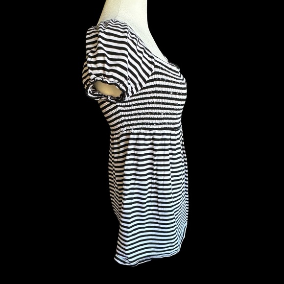 Black-White Stripe Babydoll Blouse Sz M - Picture 6 of 12